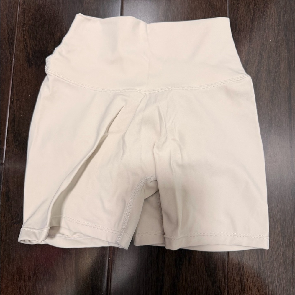Women's Cream High-Waisted Shorts